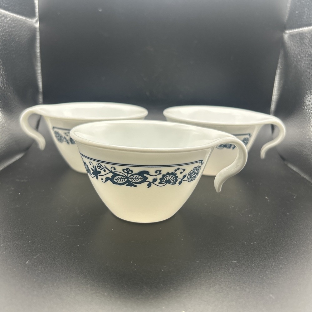 Vintage Corelle Ware Old Town Blue Pattern Hook Tea/Coffee Cups - Set of 3